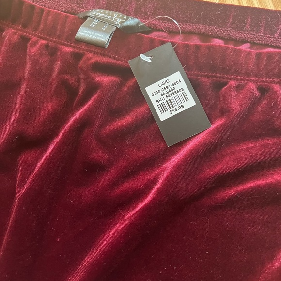 Revamped velvet dress size large - Picture 3 of 3